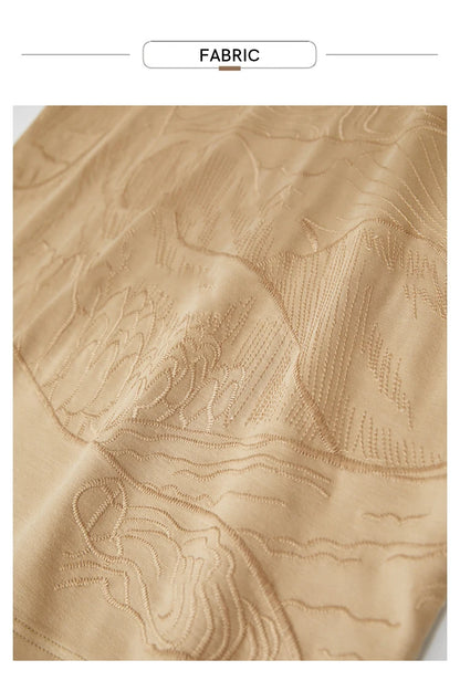 Damen T-Shirt mit minimalistischer Stickerei im lässigen Stil für den Sommer