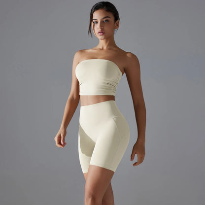 Sport-Shorts mit Push-up-Effekt, helles Elfenbein, hoher Bund, eng anliegend