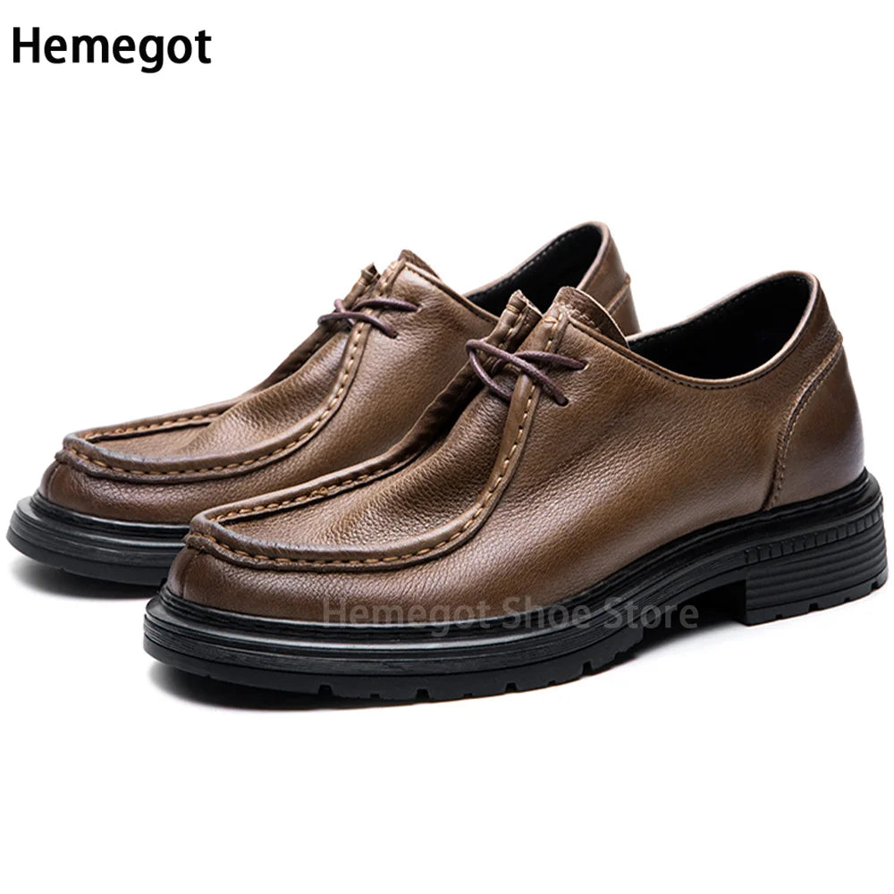 Herren-Schnürschuhe aus braunem Leder mit Schnürsenkeln und breiter, dicker Profilsohle