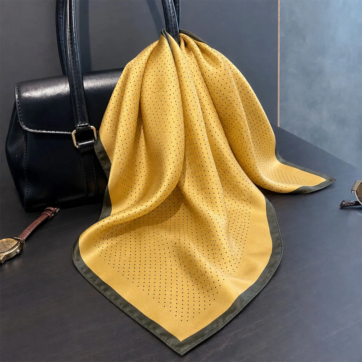 Damen Seidenschal gepunktet quadratisch Kopftuch Hijab Bandana Pashmina D