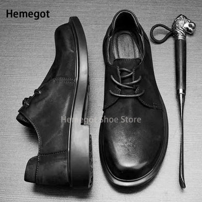 Herren-Lederschuhe mit Schnürung, schwarz, Low-Cut, Vorder- und Seitenansicht