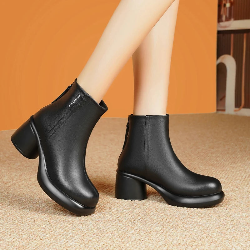 AIYUQI Damen-Stiefeletten, schwarzes Leder, kurzer Schaft, breiter Absatz