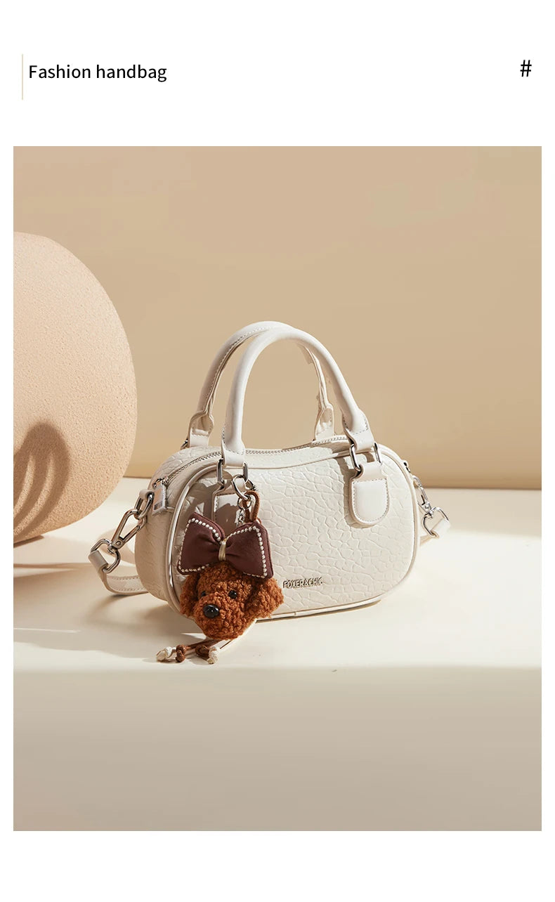 Damen Handtasche Aus Soft Leateh Im Boston Stil Mit Crossbody Anhänger