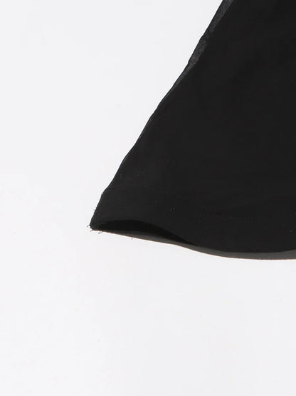 Ärmelloses Damen-Kleid mit Karree-Ausschnitt und 3D-Blumen-Patchwork im Colorblock-Design – figurbetont und stilvoll.