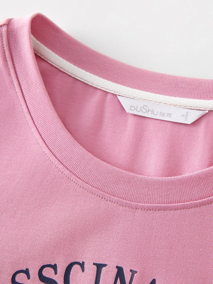 Schwarzes Damen-Frühlingsshirt mit Spitzenbesatz und V-Ausschnitt – Figurbetontes Strickdesign für Büro und Freizeit, wahlweise mit kurzen oder langen Ärmeln.