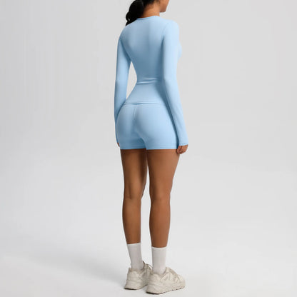 Damen-Yoga-Set Himmelblau mit langärmeligem Shirt und kurzen Shorts, Rückansicht