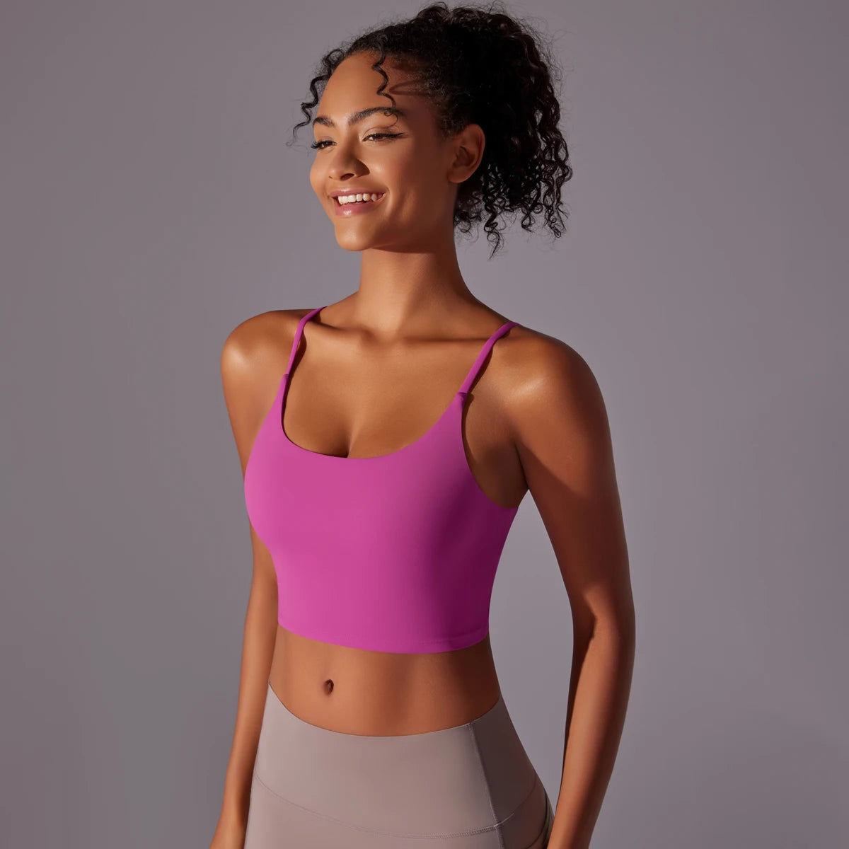 Atmungsaktiver Yoga-BH in Pink mit schmalen Trägern
