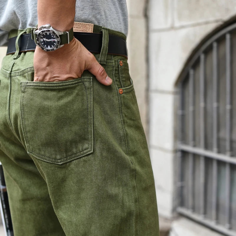 Herren Jeans in Vulkanisiertem Olivgrün mit Slim Fit und Reißverschluss