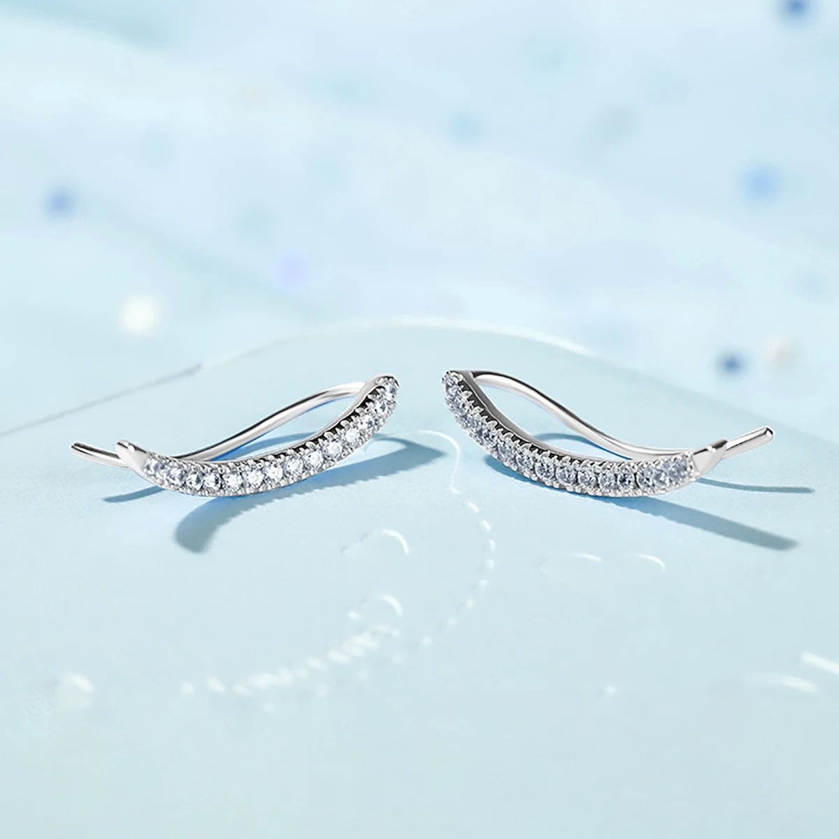 Damen-Moissanit-Blatt-Kletterohrringe aus 925er Silber, Zertifiziertes Schmuckstück für Hochzeit