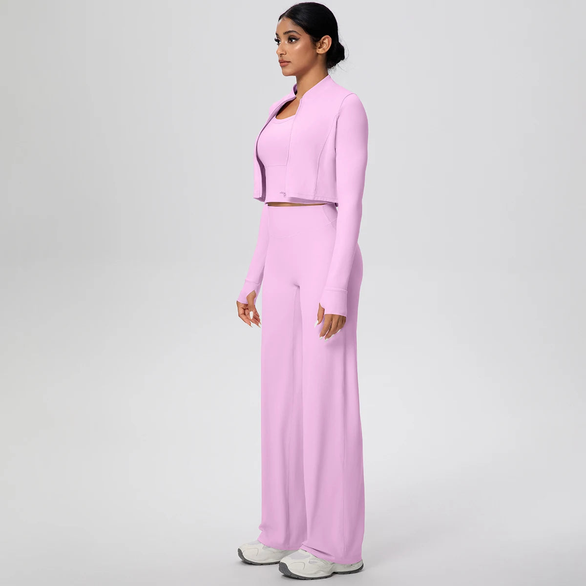 Rosa Yoga-Set für Damen: Crop-Jacke mit Reißverschluss, weite Hose, Seitenansicht