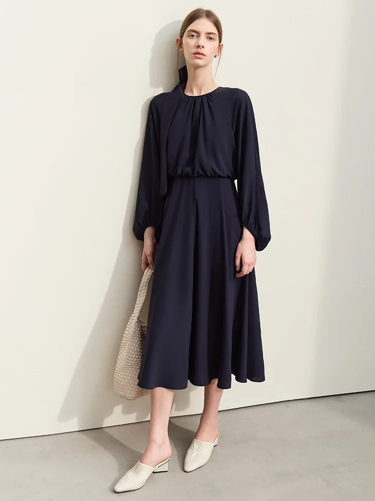 Zeitloses Damenkleid Aus Chiffon Mit Laternenärmeln Bürodamen