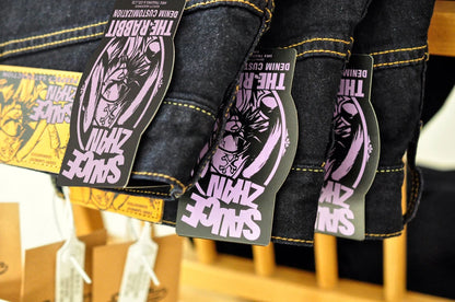 Herren Jeans im Vintage-Stil mit doppelseitiger Färbung und Kanten
