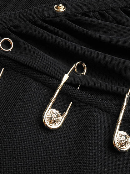 Elegantes Damen-Tunikakleid mit V-Ausschnitt, langen Ärmeln und Perlen-Patchwork-Design – figurbetont und modisch.