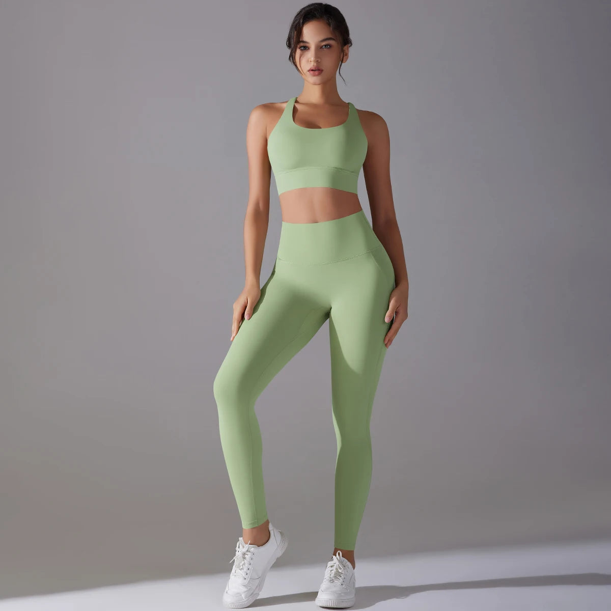 Damen-Yoga-Set mit Bügeltop und Leggings, Slim Fit, avocadogrün