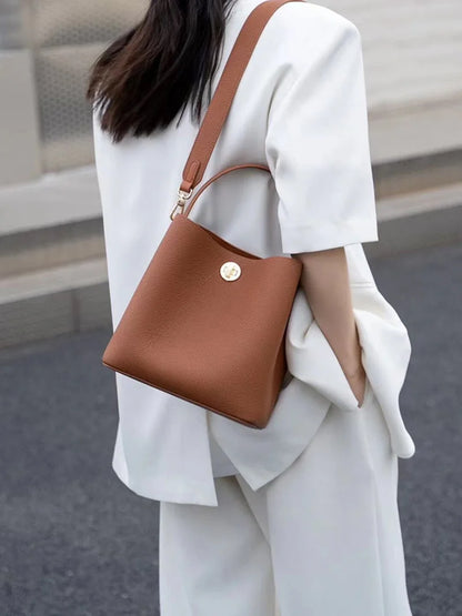Mini Bucket Bag Vollnarbigem Rindleder | Zwei-Lagen