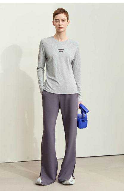 Damen T-Shirt mit minimalistischem Design und gesticktem Brief für den Herbst