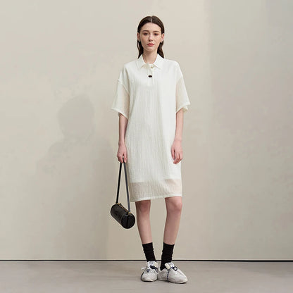 Zeitloses Karo Midikleid Mit Reverskragen Für Elegante Damen
