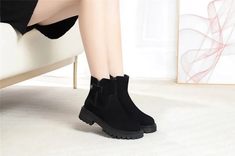 AIYUQI Winter Shoes Boots Ladies 2025 New Genuine Leather Women Snow Boots Large Size Natural Wool Warm Women's Ankle Boots
