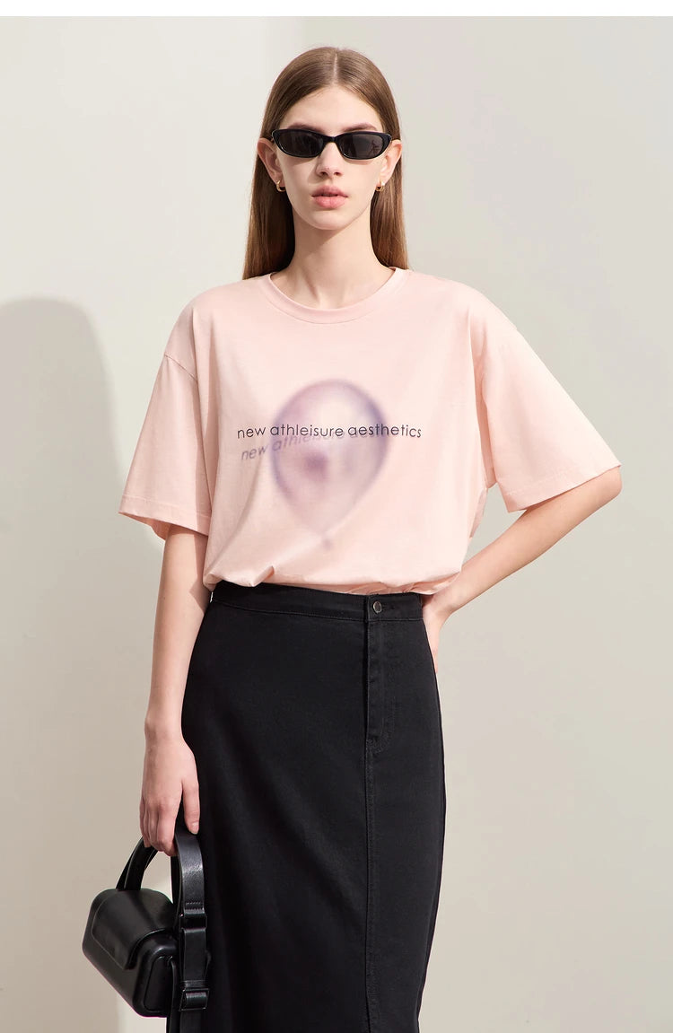 Damen T-Shirt im minimalistischen Stil mit gedrucktem Design und lässigen Ärmeln