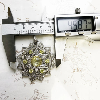 Damen-Anhänger Hand Fatima Chakra Lotus Bohemia aus Sterlingsilber
