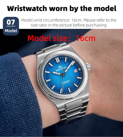 Herren-Automatikuhr mit Saphirglas und BGW9-Leuchtmasse