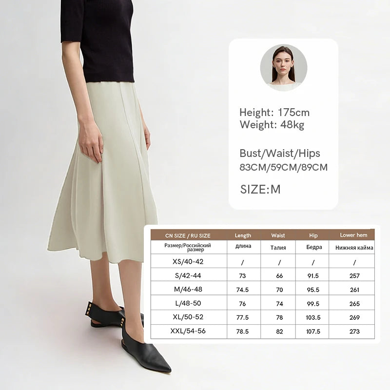 Cremefarbener Damenrock mit hoher Taille und ausgestelltem Midi-Saum (seitlich)