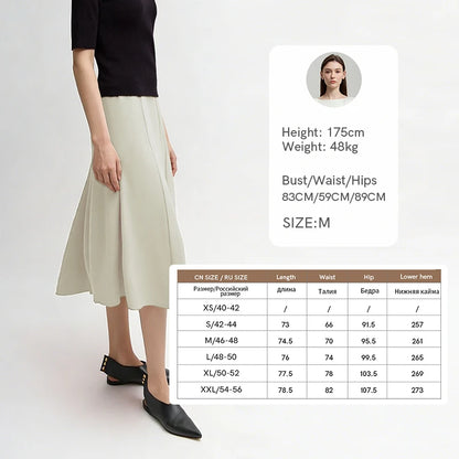 Cremefarbener Damenrock mit hoher Taille und ausgestelltem Midi-Saum (seitlich)