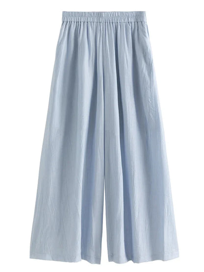 Elegantes Damen-Chiffonshirt mit V-Ausschnitt im sommerlichen Design – locker und figurbetont.