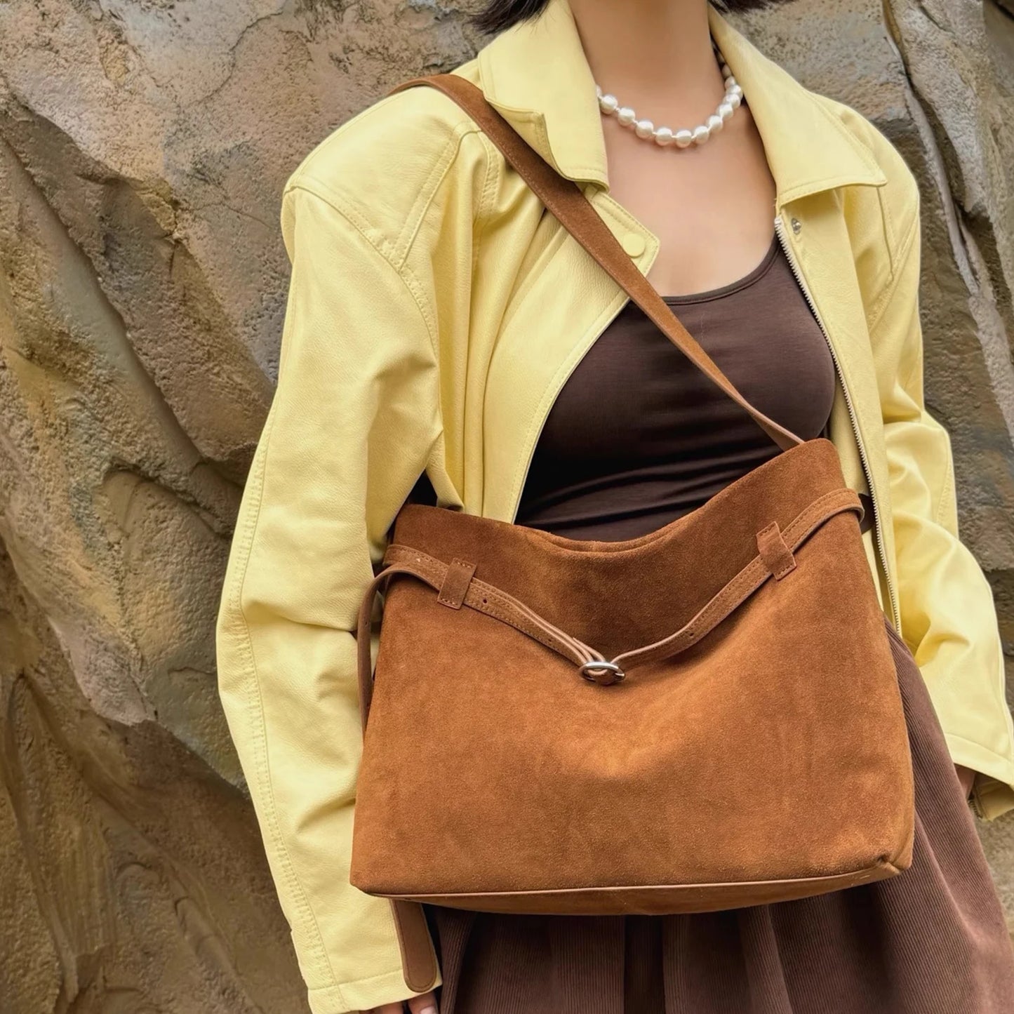 Tote-Tasche aus Echt Wildleder | Kaffee-Braun, Viel Platz