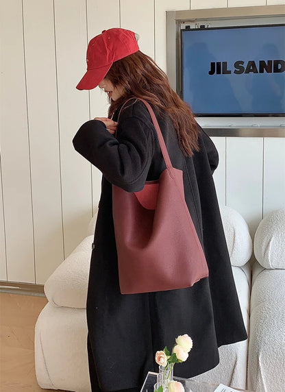 Damen Bucket-Bag Aus Vollnarbigem Leder Weinrot