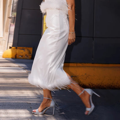 Elegantes ärmelloses Damen-Minikleid mit V-Ausschnitt und Kettendetails im Patchwork-Design
