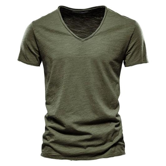 Herren-T-Shirt aus Baumwolle mit V-Ausschnitt, olivgrün