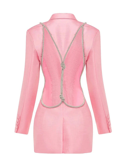 Elegantes ärmelloses Minikleid mit Rundhalsausschnitt und Patchwork-Schal für Damen – figurbetontes Design.