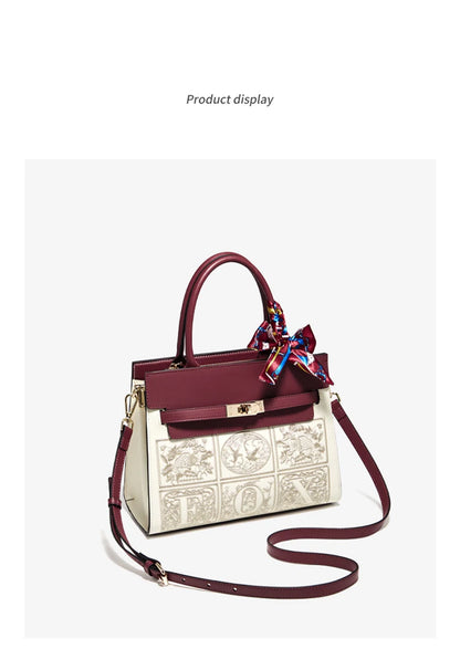 Damen Schultertasche aus Splitleder mit Stickerei im chinesischen Stil