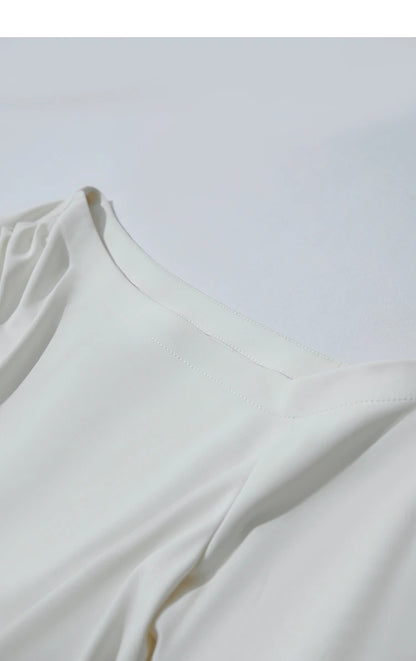 Damen T-Shirt im minimalistischen Stil mit klassischer Slim Fit Passform