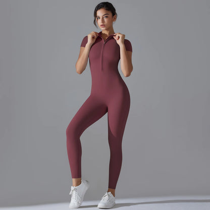 Burgunderfarbener Damen-Sport-Bodysuit, kurzer Arm, Reißverschluss vorn, schlank