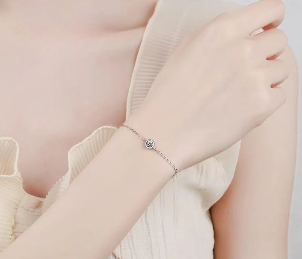 Damen-Armband mit Moissanit in Lünettenfassung