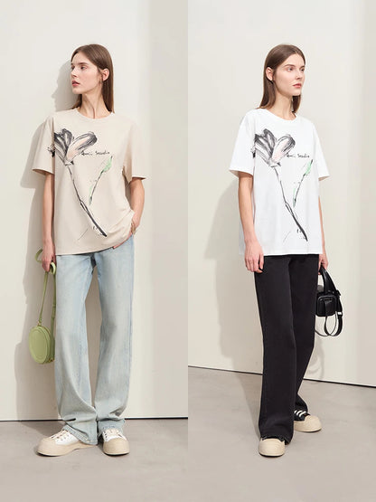 Damen T-Shirt im Minimalismus-Stil mit O-Neck und coolen Ink-Art Print