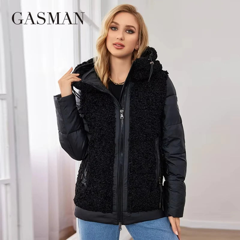 Kurze Damen-Daunenjacke mit Kapuze und Taschen – lässige Übergangsjacke in Plusgröße
