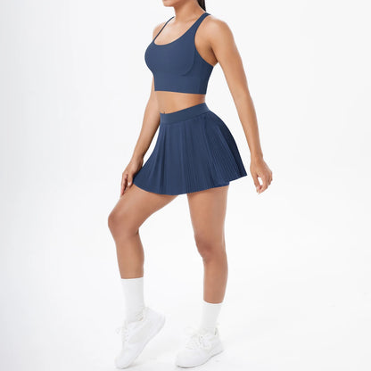 Sportset mit Träger-Top und plissiertem Minirock, navyblau