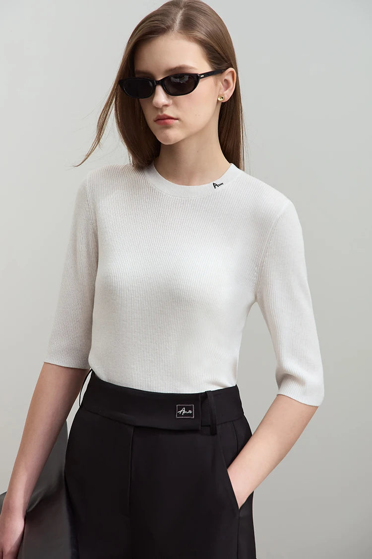 Damen-Strickpullover, offwhite, Rundhalsausschnitt, 3/4-Ärmel, AMII-Stickerei am Hals