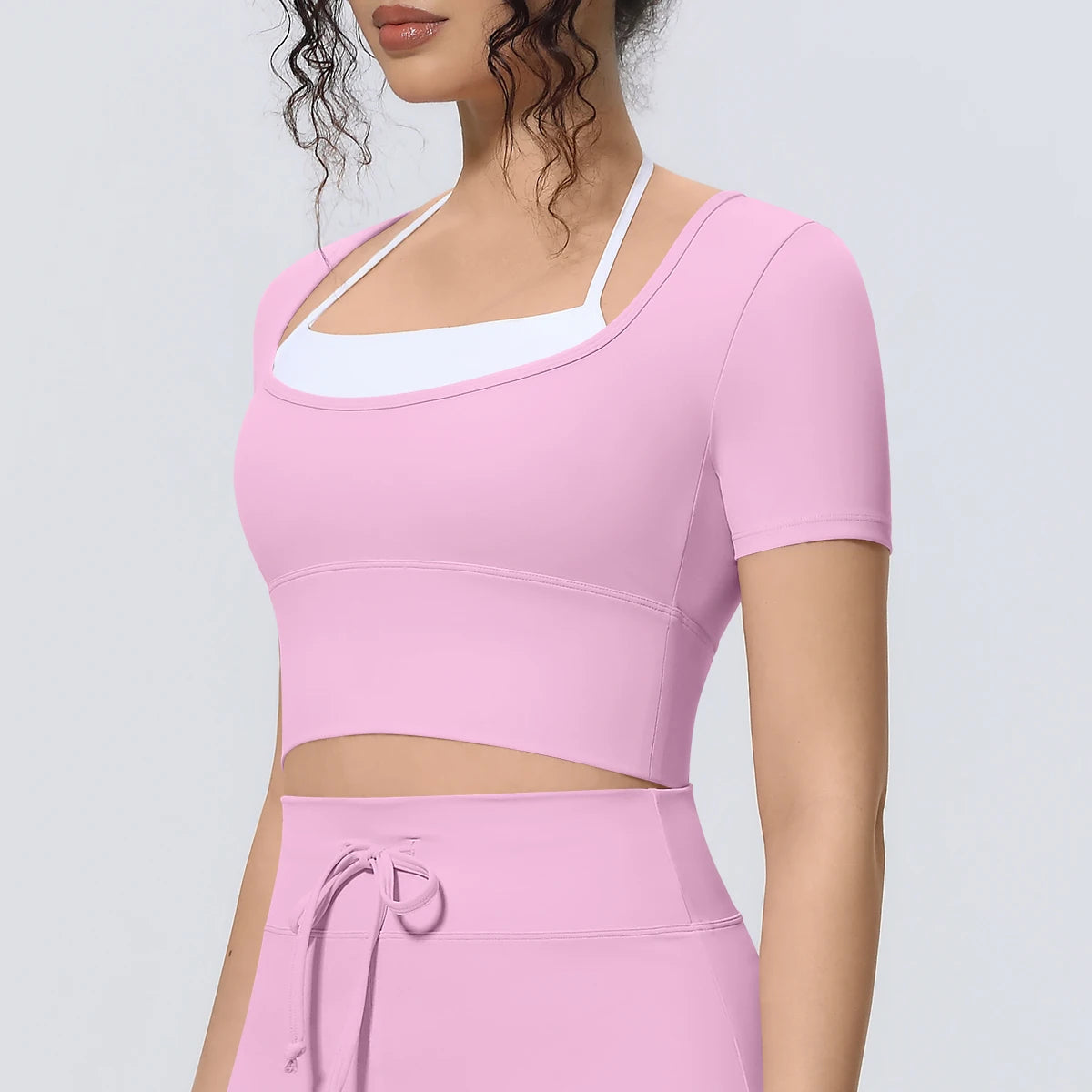 Damen Sport-T-Shirt, rosa mit Racerback-Optik und breiten weißen Kontrastkanten am Ausschnitt