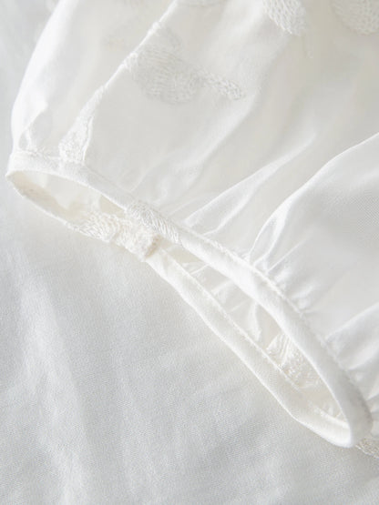 Luftiges Damen-Sonnenschutzshirt in Übergröße mit erfrischendem Design und Farbvielfalt für den Sommer.