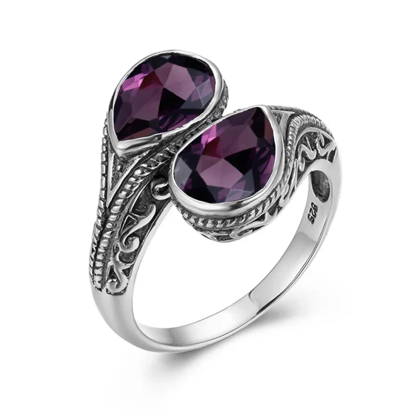 Damen-Ring aus Silber 925 mit zwei Granatsteinen im Vintage Gotischen Stil Eleganter Verlobungs- oder Jubiläumsschmuck