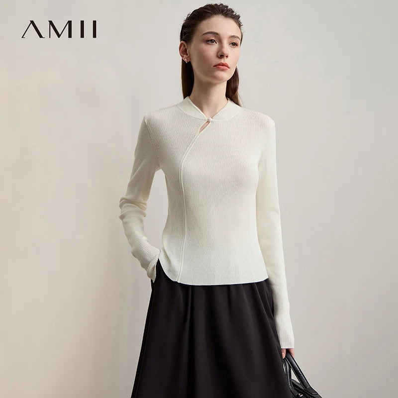 Cremefarbener Damenpullover mit Cheongsam-Kragen und Knopfleiste, langarm