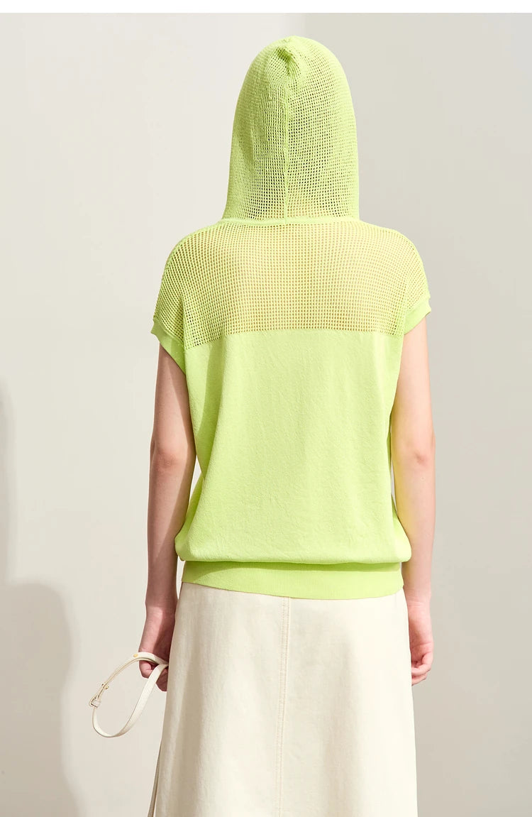 Damenkapuzenpullover, leuchtend gelbgrüner Kurzarm-Strick, Rückansicht mit Kapuze.