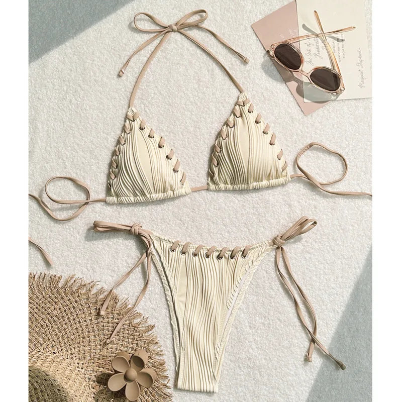 Sommerliches kariertes Bikini-Set mit Push-up-Effekt – verführerische Bademode für den Strand und Pool