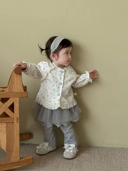 Kinder Mantel mit floralem Design und süßen Spitzen-Details für Mädchen