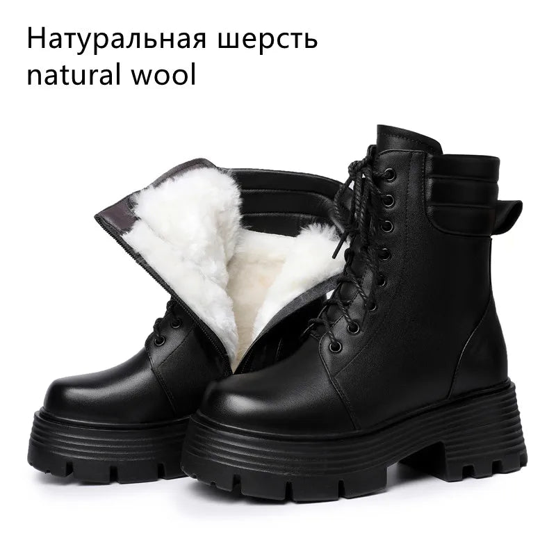 Schwarze Damen-Ankle-Boots mit Schnürung, Profilsohle und sichtbarem Woll-Futter innen
