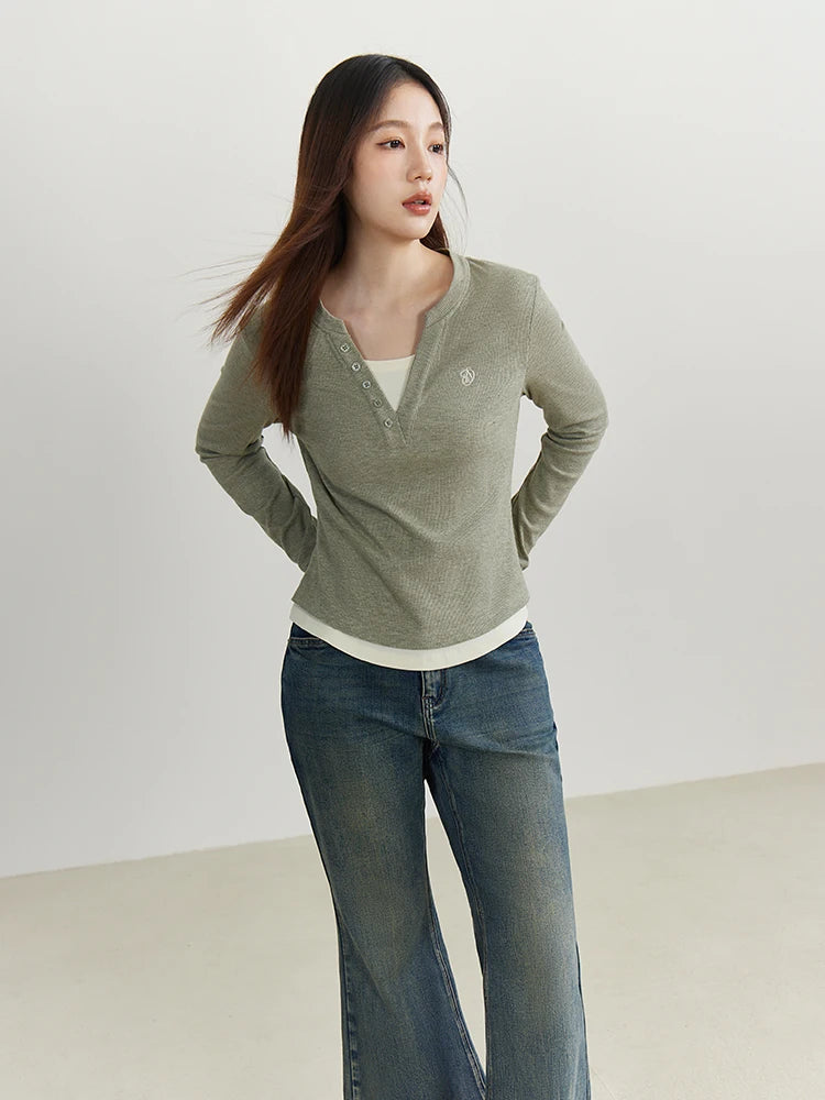 Elegante Damenbluse in Hellgrün mit Rundhalsausschnitt und Bindedesign – Langarm und locker geschnitten für den Herbst